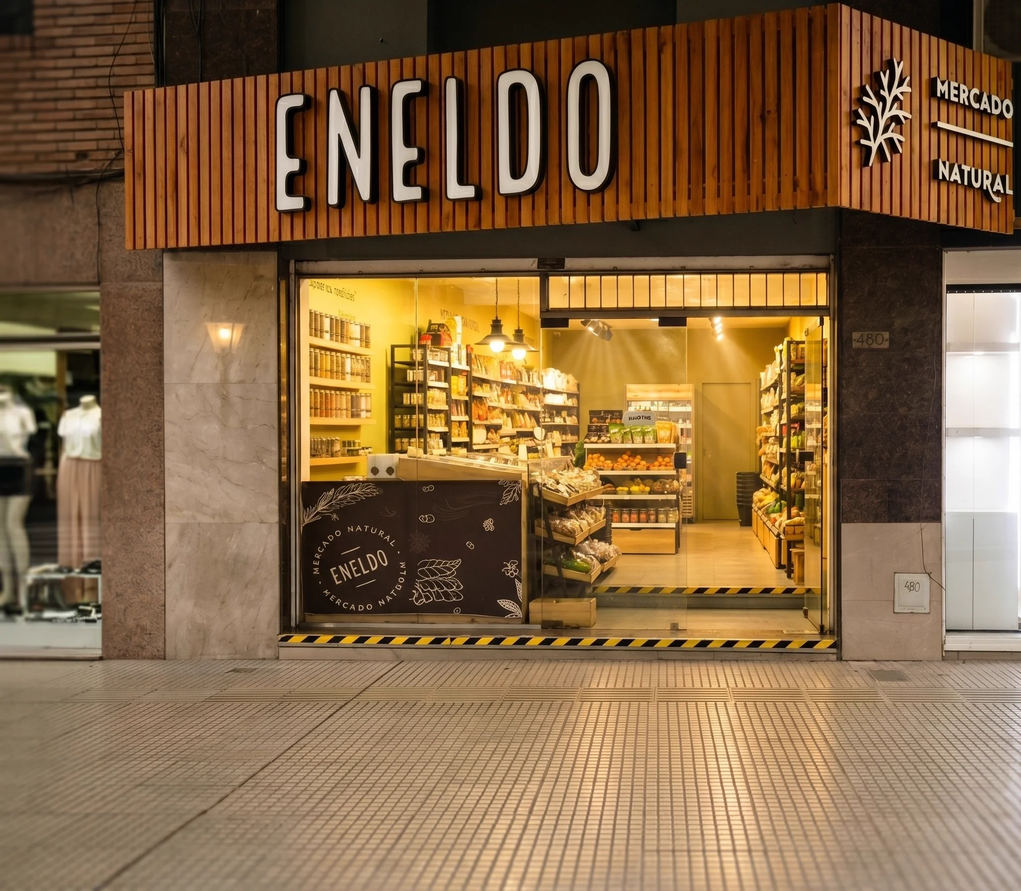 Eneldo Av. Colón 480 – Mendoza Centro